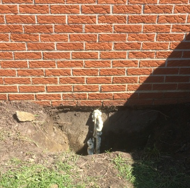 leaky basement wall crack injection repair